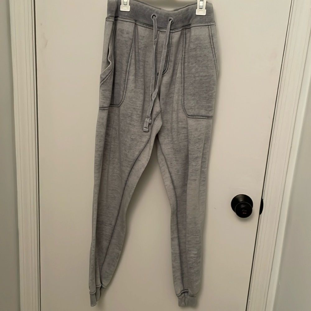Women’s jogger sweatpants